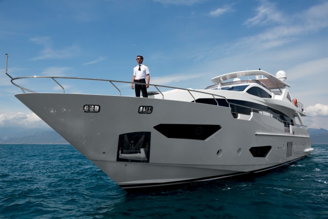 Azimut Grande 95RPH Yacht - External View