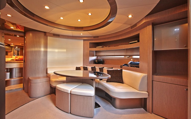 Sakura yacht - interiors