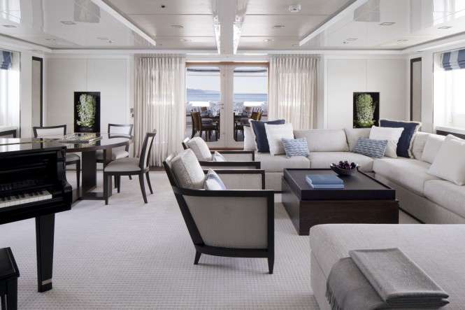 TURQUOISE Yacht - Sky Lounge