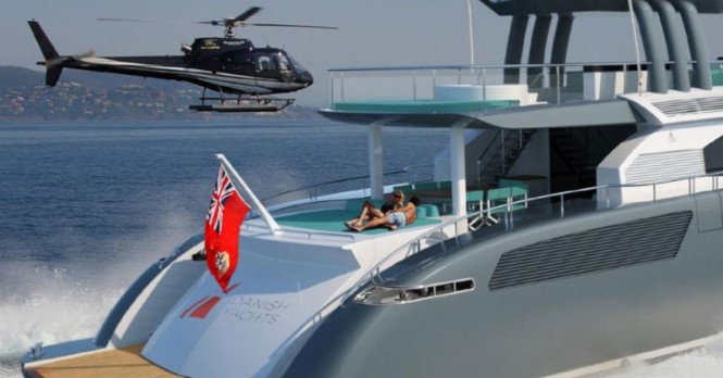 Luxury yacht AeroCruiser 38 II FLY - aft view