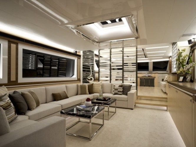 Horizon V80 luxury yacht The One - Saloon