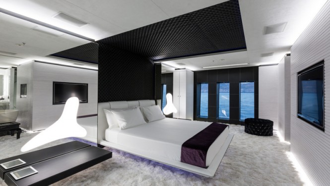 Ocean Paradise yacht - Owners Cabin