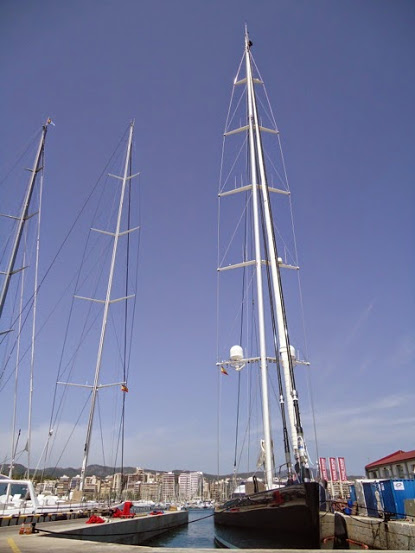 58m Alloy charter yacht Kokomo
