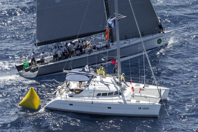 CAOL ILA R (USA) sailing by the Committee Boat - Photo by Rolex Carlo Borlenghi