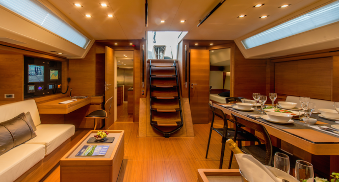 Grade Orazio Yacht - Saloon  - Photo Alain Proust