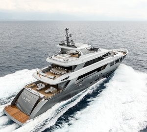 Tecnomar Nadara 40 Motor Yacht LOW PROFILE delivered