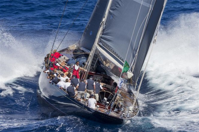 RAINBOW cuts through the waves of the Costa Smeralda - Photo by Rolex Carlo Borlenghi