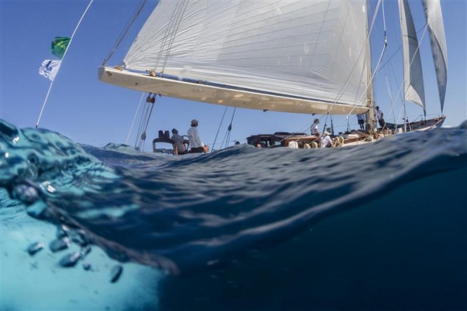 Charter yacht SHAMROCK V sailing the emerald waters of Sardinia - Photo by Rolex Carlo Borlenghi