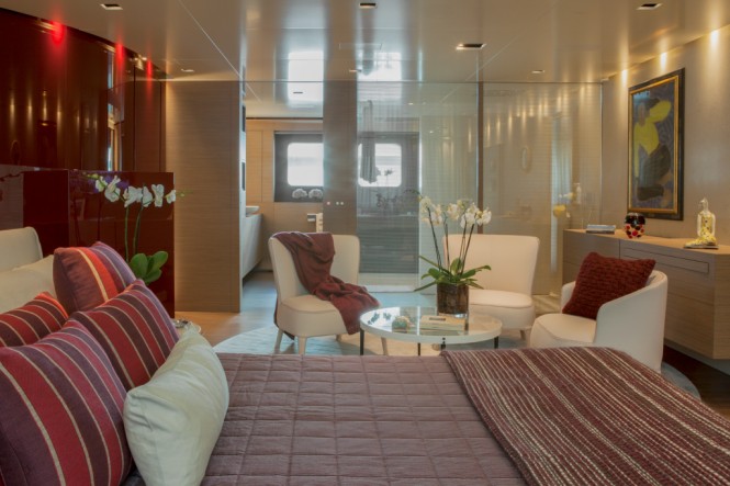 CRN Motor Yacht SARAMOUR  - Lower Deck Suite