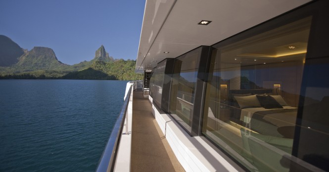 Glass areas by Glasshape aboard McMullen and Wing charter yacht Big Fish