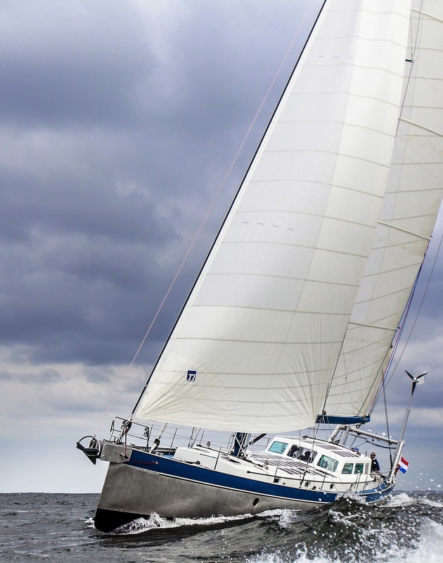 Luxury yacht Anabel sailing