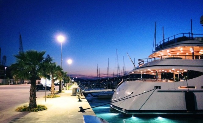 Marina Trogir by night