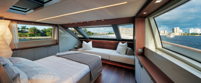Motor Yacht O - owner's cabin