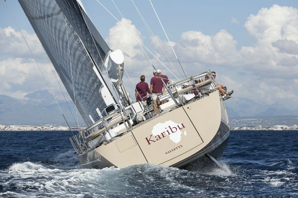 Oyster 885 superyacht Karibu