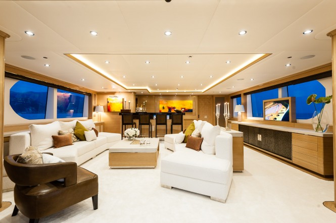 Superyacht Atomic - Interior