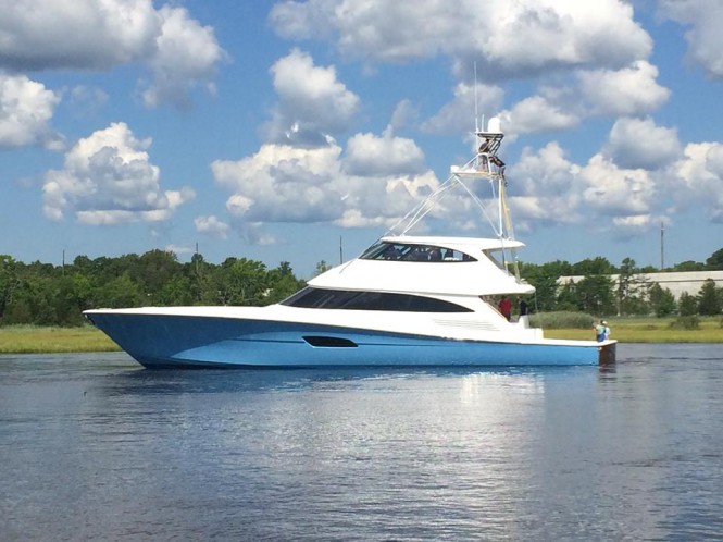 Viking 92 Enclosed Bridge Yacht Scooter on her maiden voyage - Photo credit to Viking Yachts