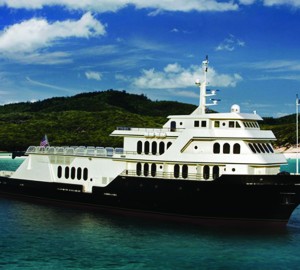 Expedition yacht Global ready for charter