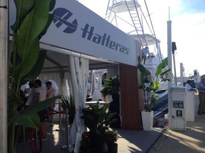 Hatteras Yachts - Stand
