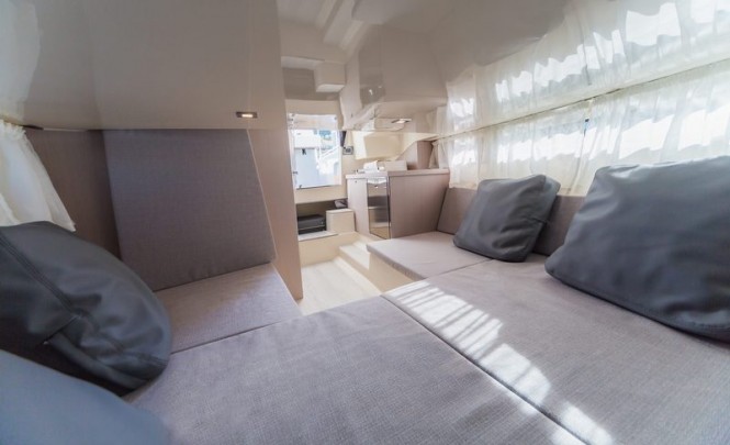 Invictus 280GT yacht tender - Interior