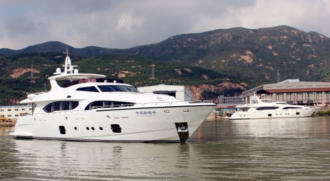 Luxury yacht Xinyi 868