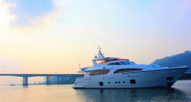 Motor yacht Xinyi 868