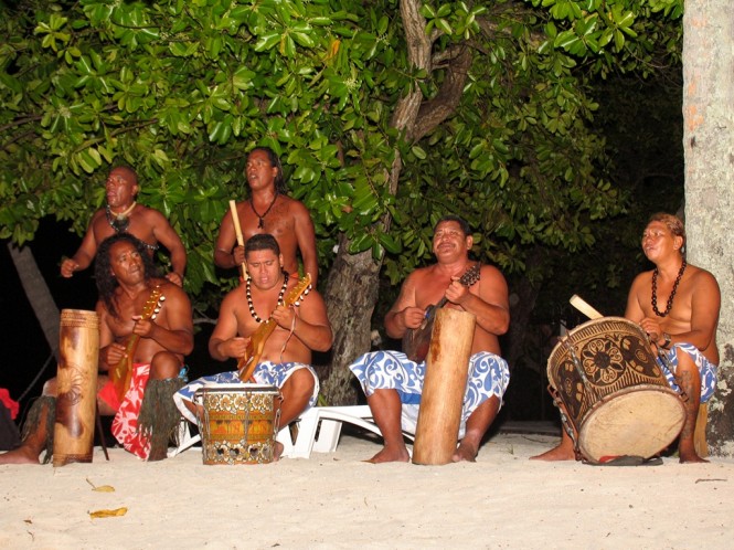 Musicins Maohi Nui group on Bora Bora