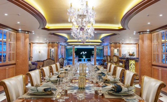 Solandge Yacht - Main deck dining - Photo by Klaus Jordan