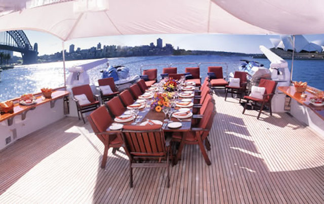 Super yacht Cosmos Flybridge dinning