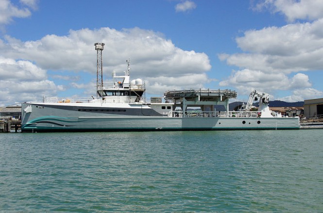 Superyacht support vessel Umbra with helideck - side view