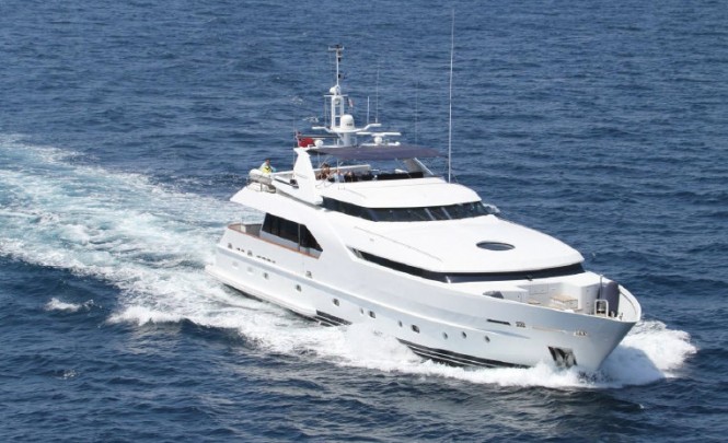 Newly refitted 34m Moonen super yacht Azul A (ex Xanadu, Bonita J)