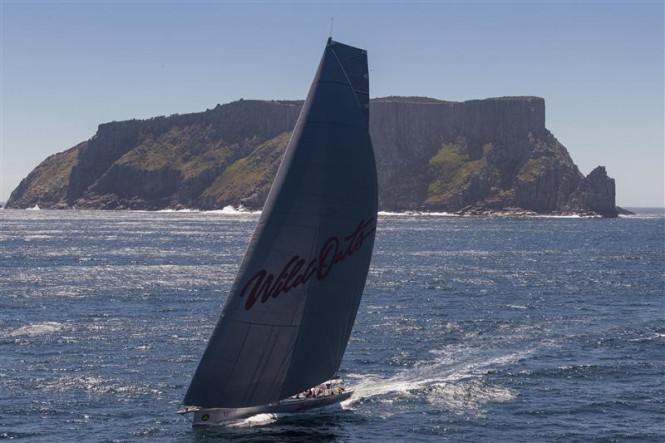 Reichel Pugh designed Supermaxi yacht WILD OATS XI (AUS) on the way to her eighth Line Honours victory - Photo by Rolex Carlo Borlenghi