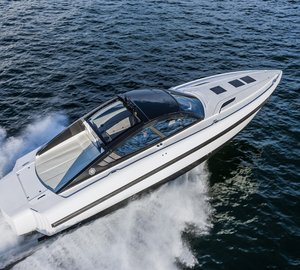 Revolver 44 GT among Motor Boat Awards 2015 Finalists