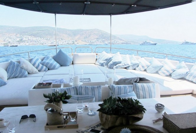 Le Lutteur Yacht - Exterior