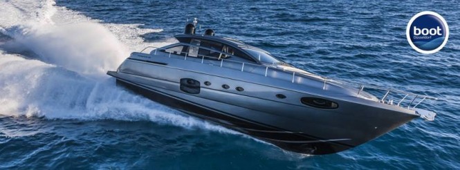 Luxury motor yacht Pershing 62 underway