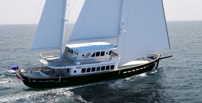 Luxury yacht Svetlana underway