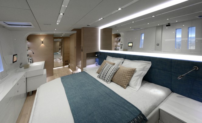 Luxury yacht WildBerry - Cabin