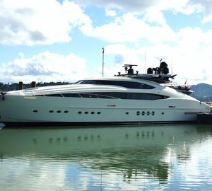 Palmer Johnson motor yacht VANTAGE arrives at Oceania Marine 