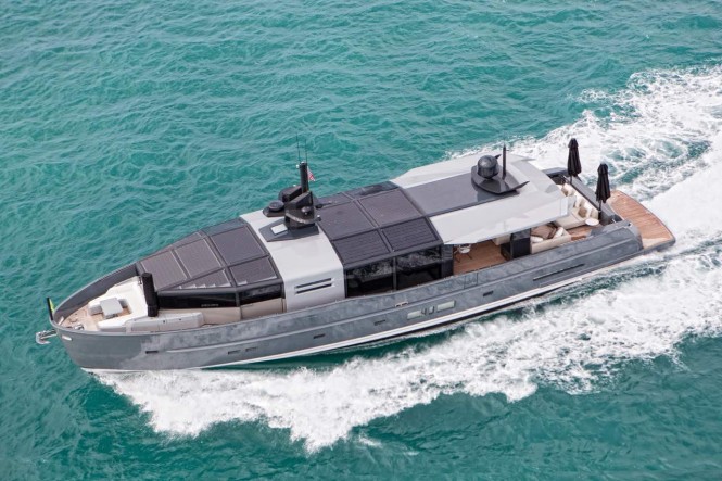 Arcadia 85 US edition luxury yacht Hull no. 8 from above