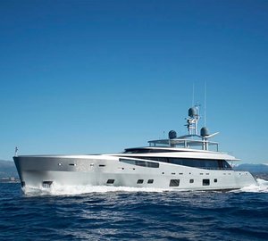 Dubois-designed motor yacht COMO wins three Neptunes at ShowBoats Design Awards 2015
