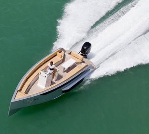 World debut of Iguana 29 EXCLUSIVE yacht tender at Dubai International Boat Show 2015