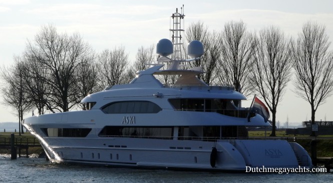 Luxury yacht ASYA - aft view