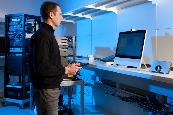 OFFICINA created by Videoworks