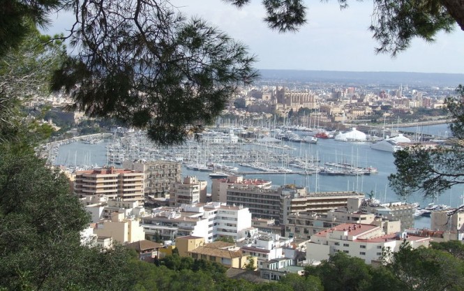 The port of the beautiful Palma yacht vacation destination