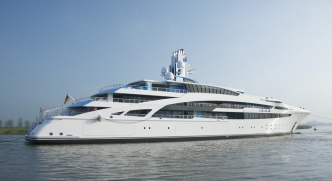 101m super yacht I DYNASTY (V853) at launch