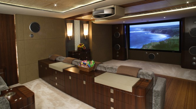 Anastasia Yacht - Cinema