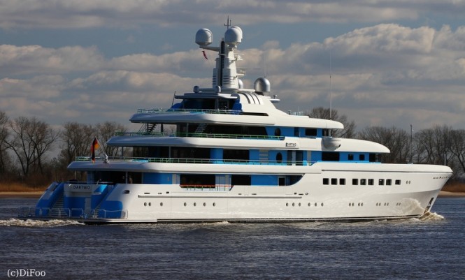 DARTWO Yacht - aft view - Photo by DiFoo