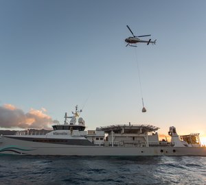 Rivergate and shadow support yacht UMBRA helping Vanuatu