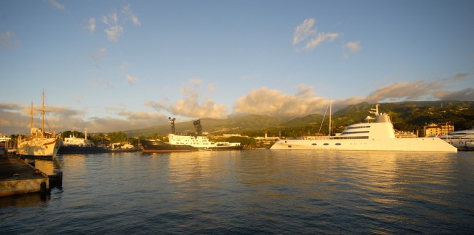 Papeete Port receiving some large visiting vessels