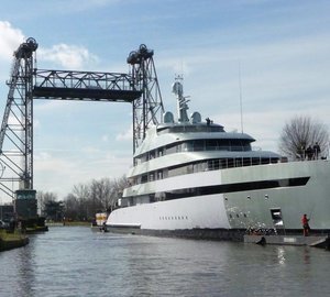 Photos from transport of 83m Feadship mega yacht SAVANNAH