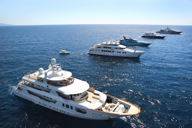 Yachts Cruise in Company on Day Two